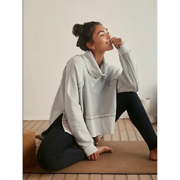Free People FP Movement Pull Last Chance Top Harbor Mist Asymmetrical Pullover L - Picture 1 of 10